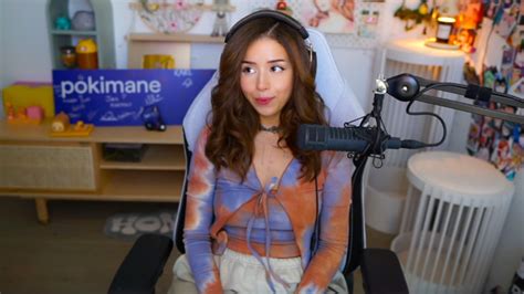 pokimane wardrobe malfunction|Wardrobe Malfunctions That Happened On Livestream